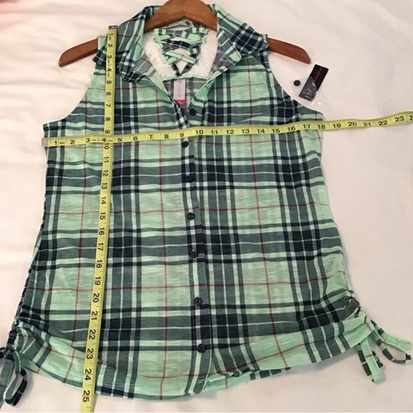 NO BOUNDARIES sleeveless plaid L 11-13 - Picture 3 of 5